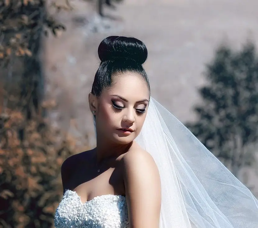 wedding updos with veil