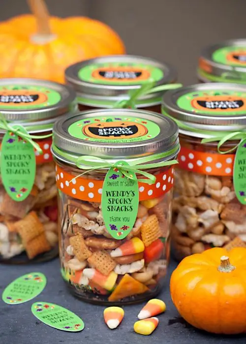 Ideas For Halloween Wedding Favors, DIY Halloween Snack Mix