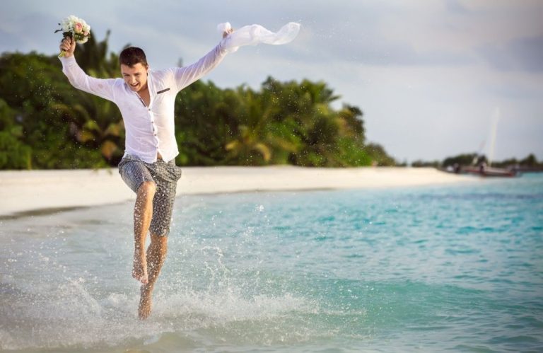 Non-Traditional Groom Attire Ideas