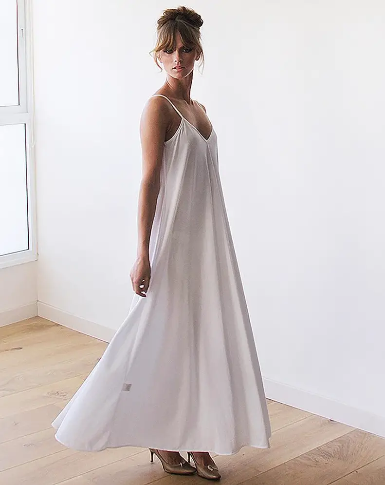 Flowy Simple Beach Wedding Dresses, Lightweight Classic Maxi Dress for Effortless Look