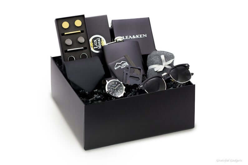 best man and Groomsmen alcohol gift boxes 