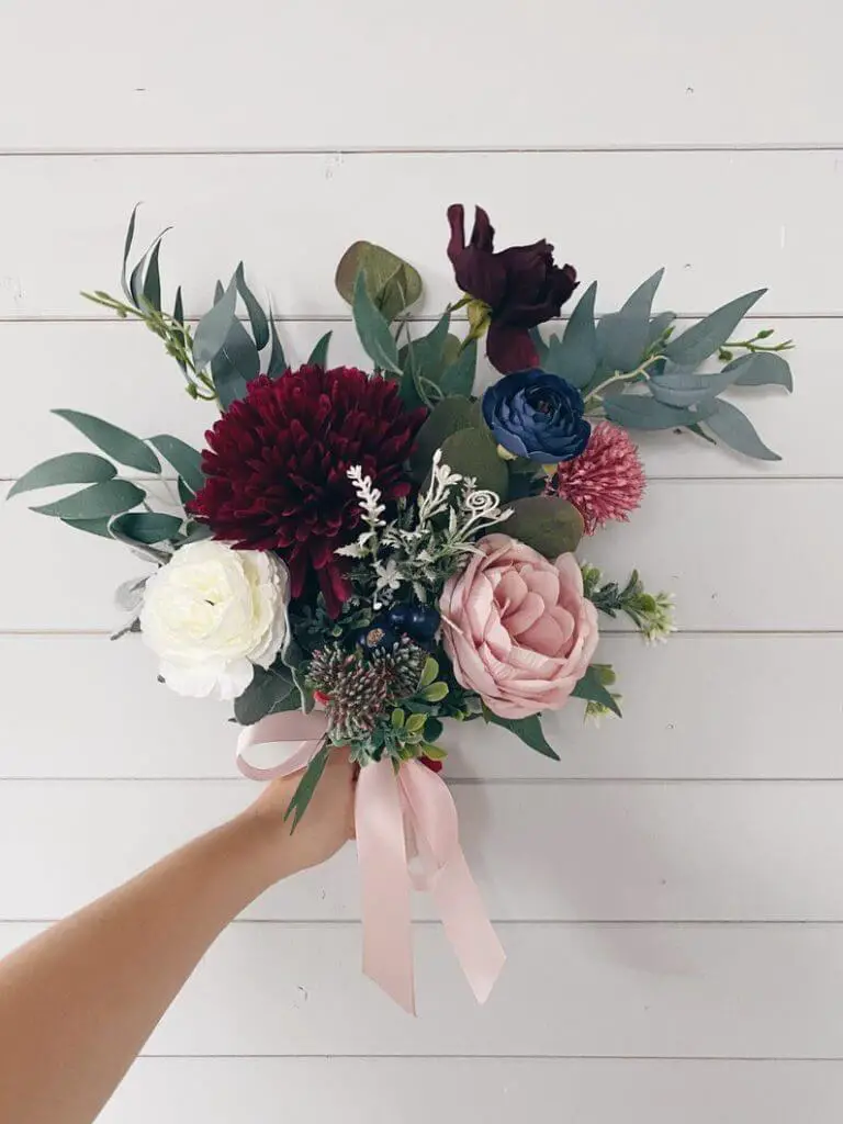 Burgundy dahlias bouquet