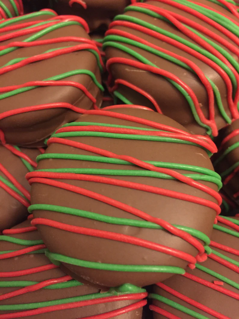 Christmas Chocolate Covered Oreos Favors 