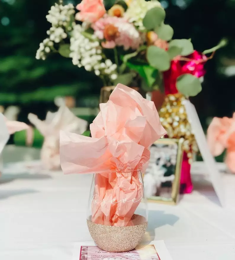 Glitter Wine Glasses Luxury Wedding Favors for elegant wedding