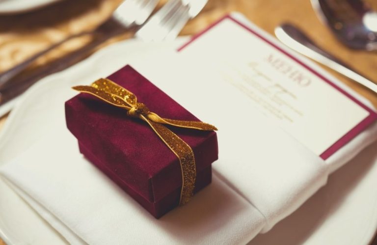 Luxury Wedding Favors For An Elegant Wedding