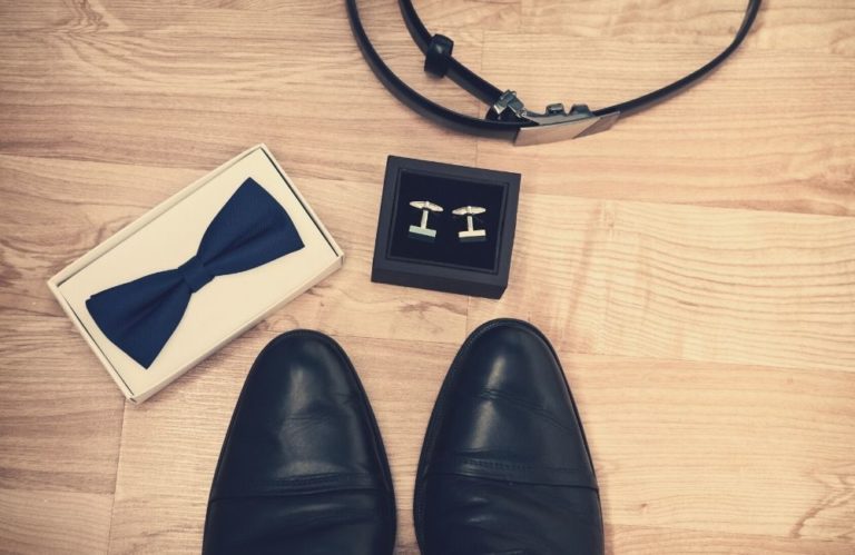 Best Personalized Engagement Gifts for Groom From Bride