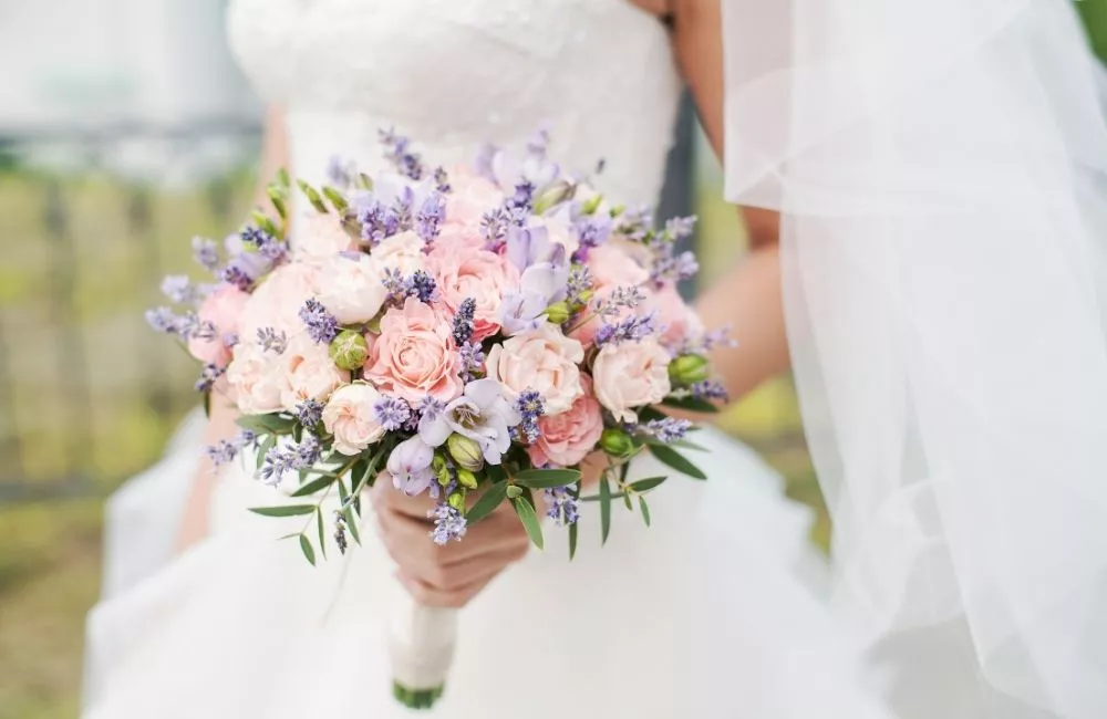 Lavender Wedding Color Schemes That Are Excellent for Spring